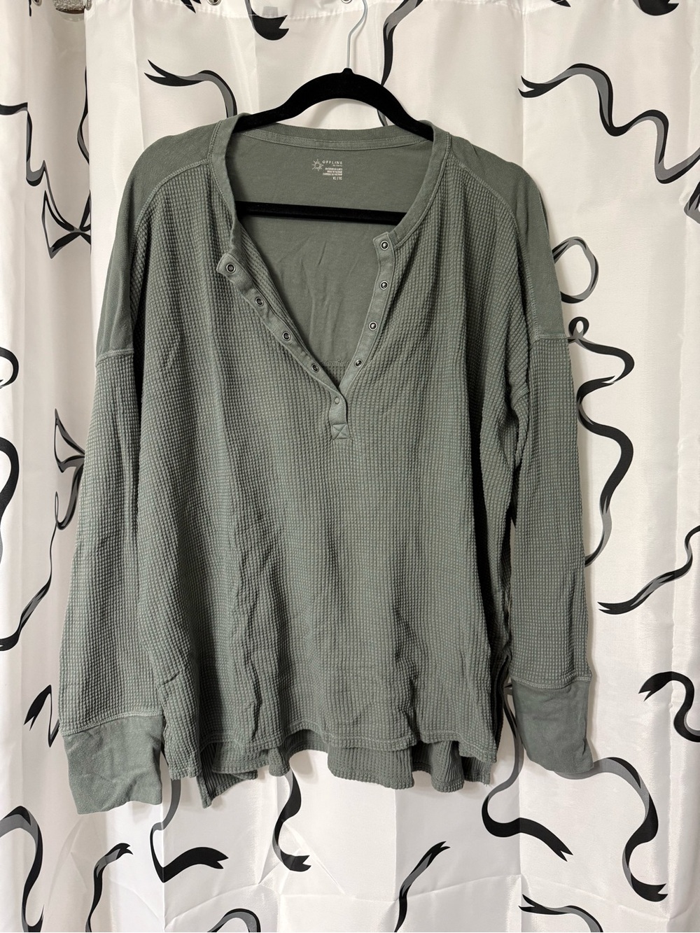 Offline by Aerie, Waffle-Knit Henley Long-Sleeve Top - Sage Green, XL
